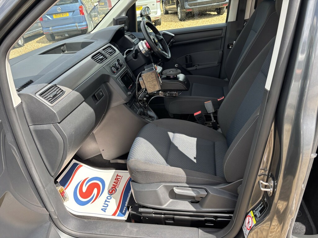 Volkswagen Caddy Life Life 2.0 Tdi Dsg  #10