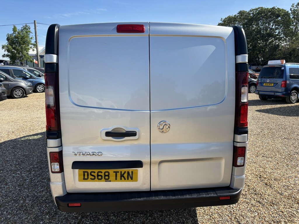 Vauxhall Vivaro Crew Cab Combi Van 1.6 Cdti 2900 Sportive Silver #4