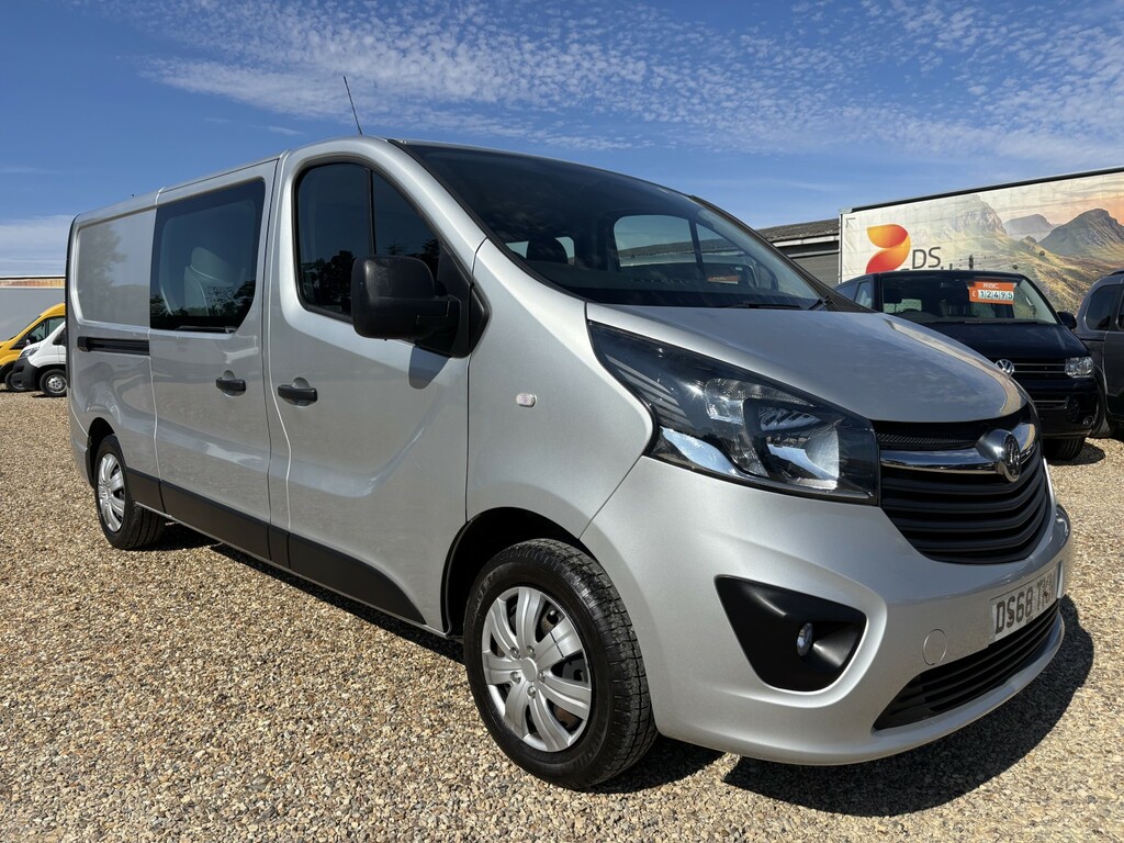 Vauxhall Vivaro Crew Cab Combi Van 1.6 Cdti 2900 Sportive Silver