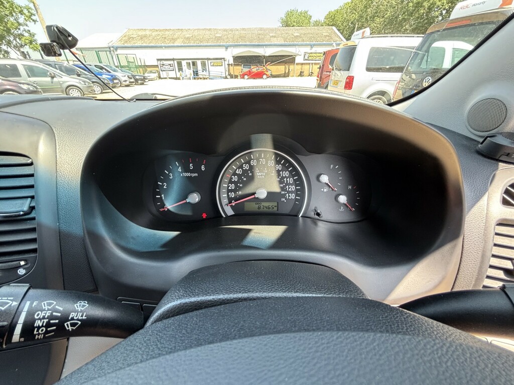 Kia Sedona 2.9 Crdi Ts Silver #17