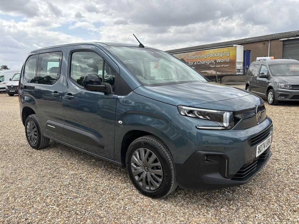 Citroen Berlingo Wav Wheelchair Accessible Vehicle 1 Blue