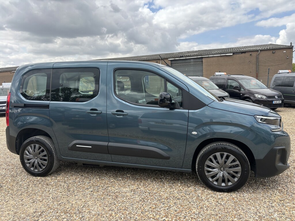 Citroen Berlingo Wav Wheelchair Accessible Vehicle 1 Blue #2