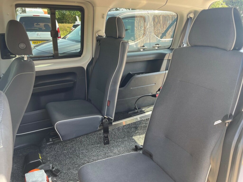 Volkswagen Caddy Maxi Life Wav Wheelchair Accessible Vehicle 2 Silver #6
