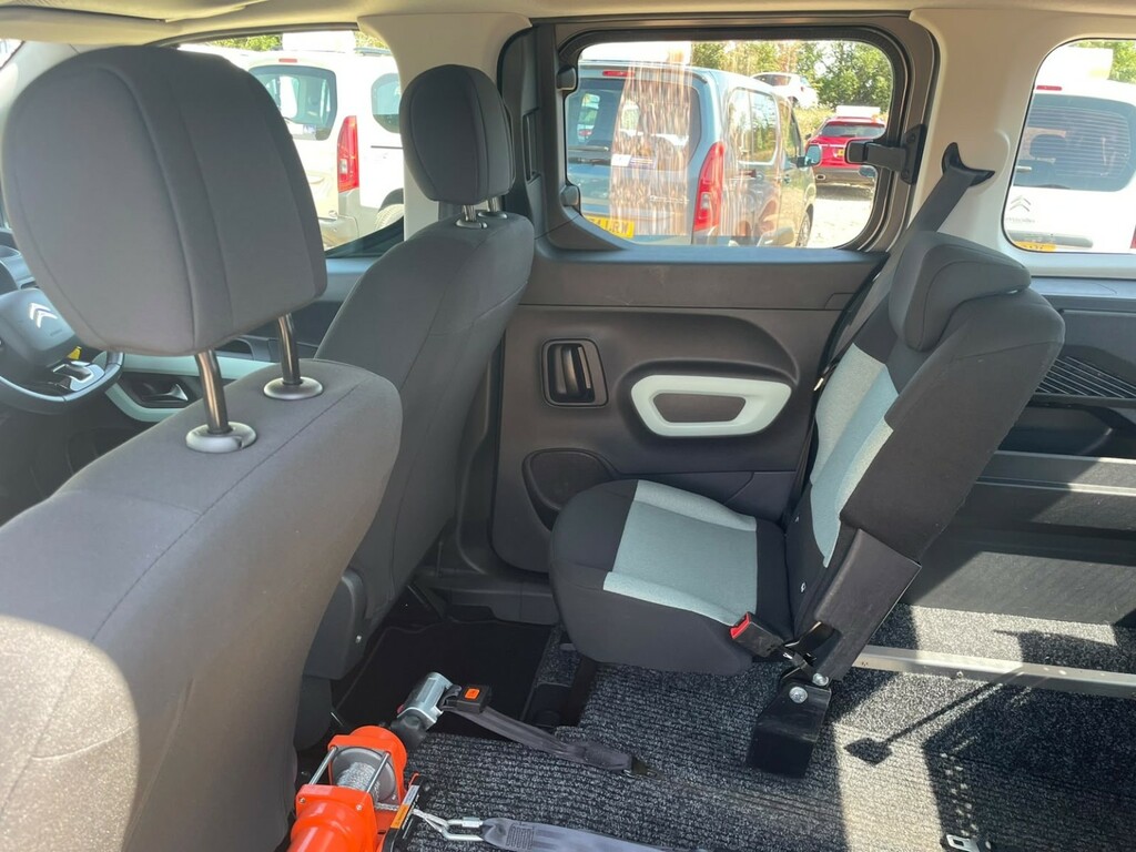 Citroen Berlingo 1.6L Enterprise M White #8