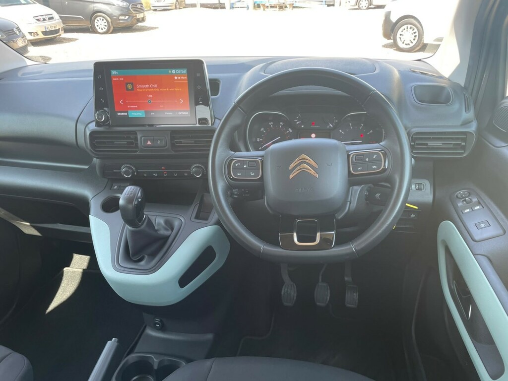 Citroen Berlingo 1.6L Enterprise M White #13