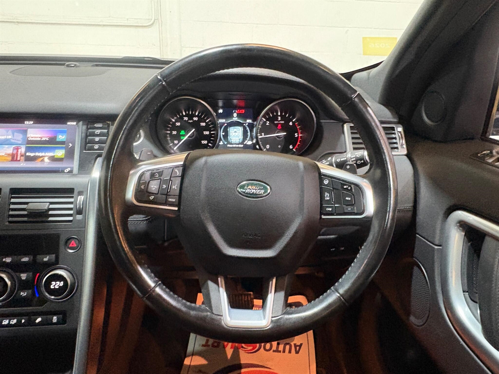 Land Rover Discovery Sport 2L Hse Black #36
