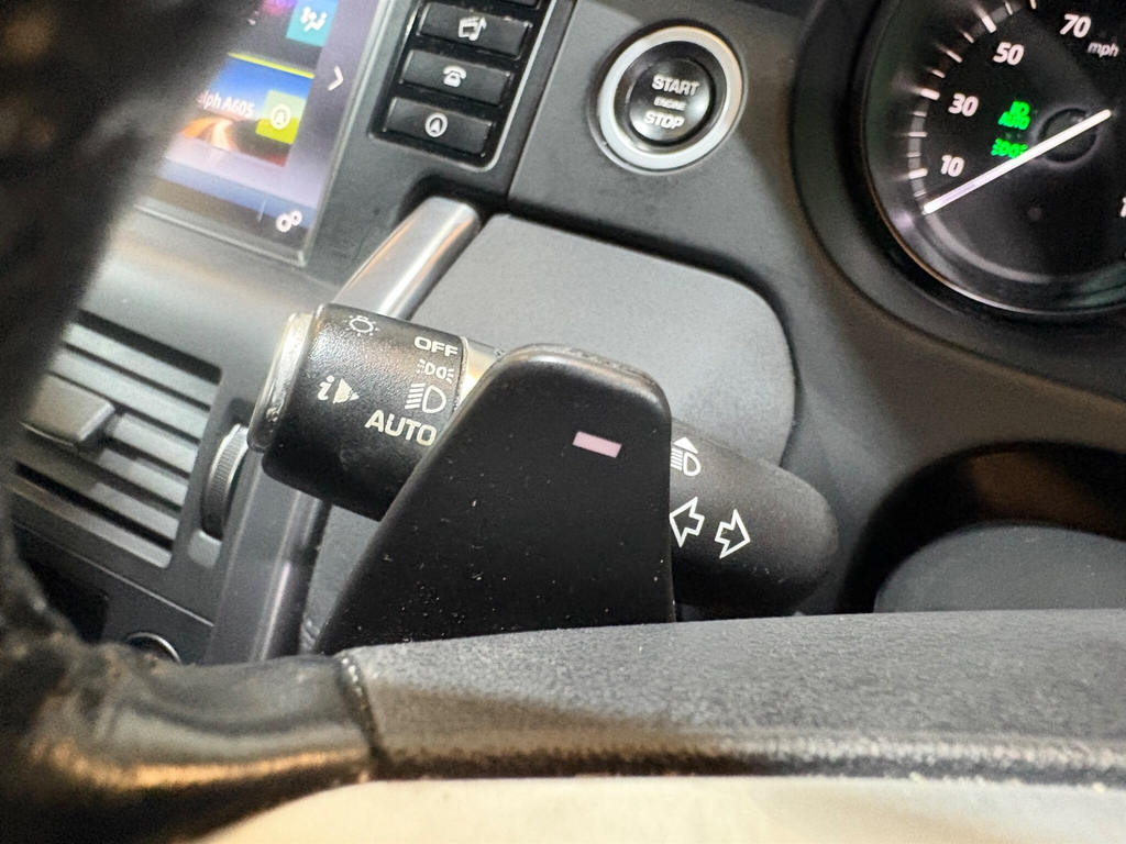Land Rover Discovery Sport 2L Hse Black #25