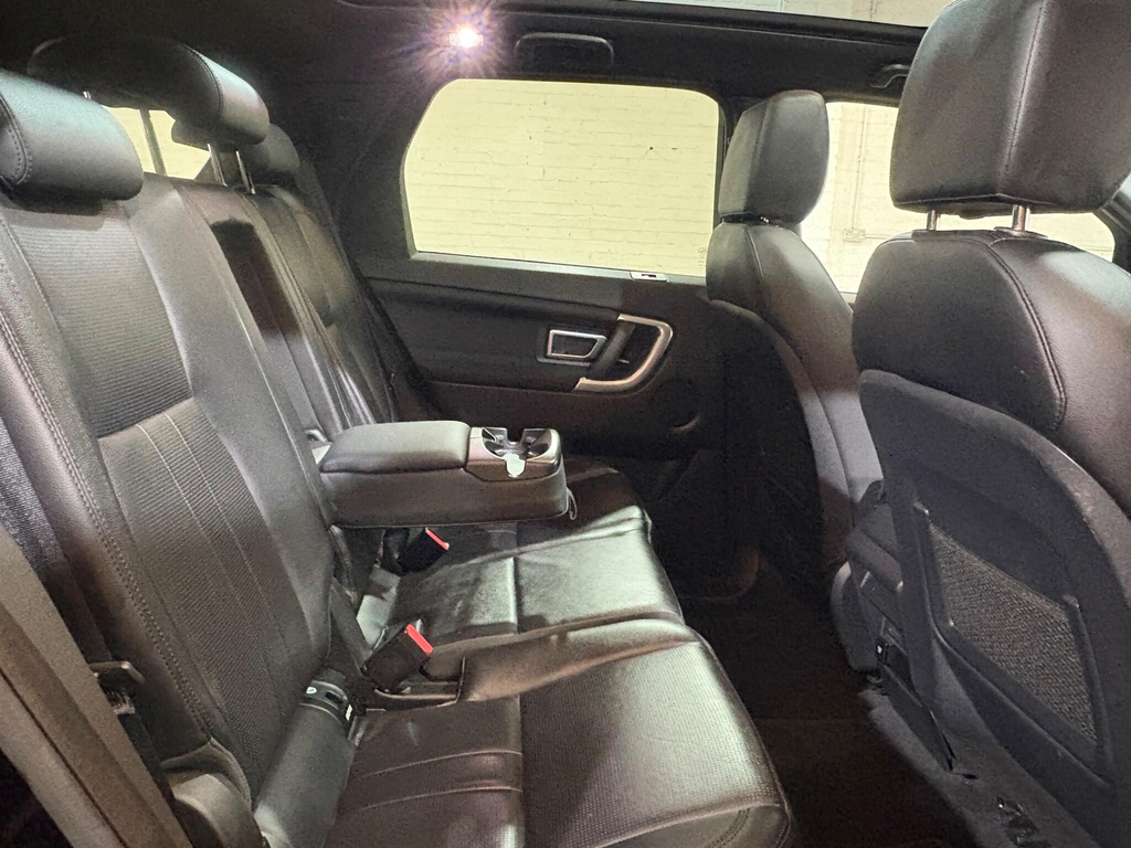 Land Rover Discovery Sport 2L Hse Black #40