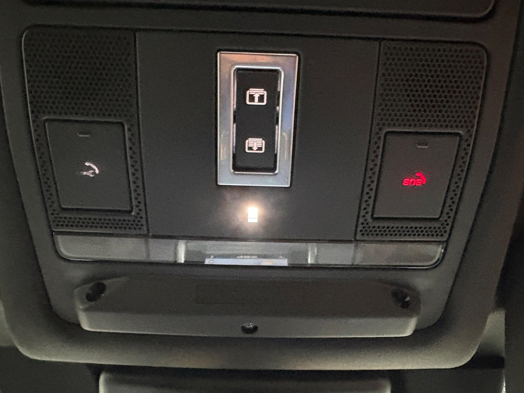 Land Rover Discovery Sport 2L Hse Black #12