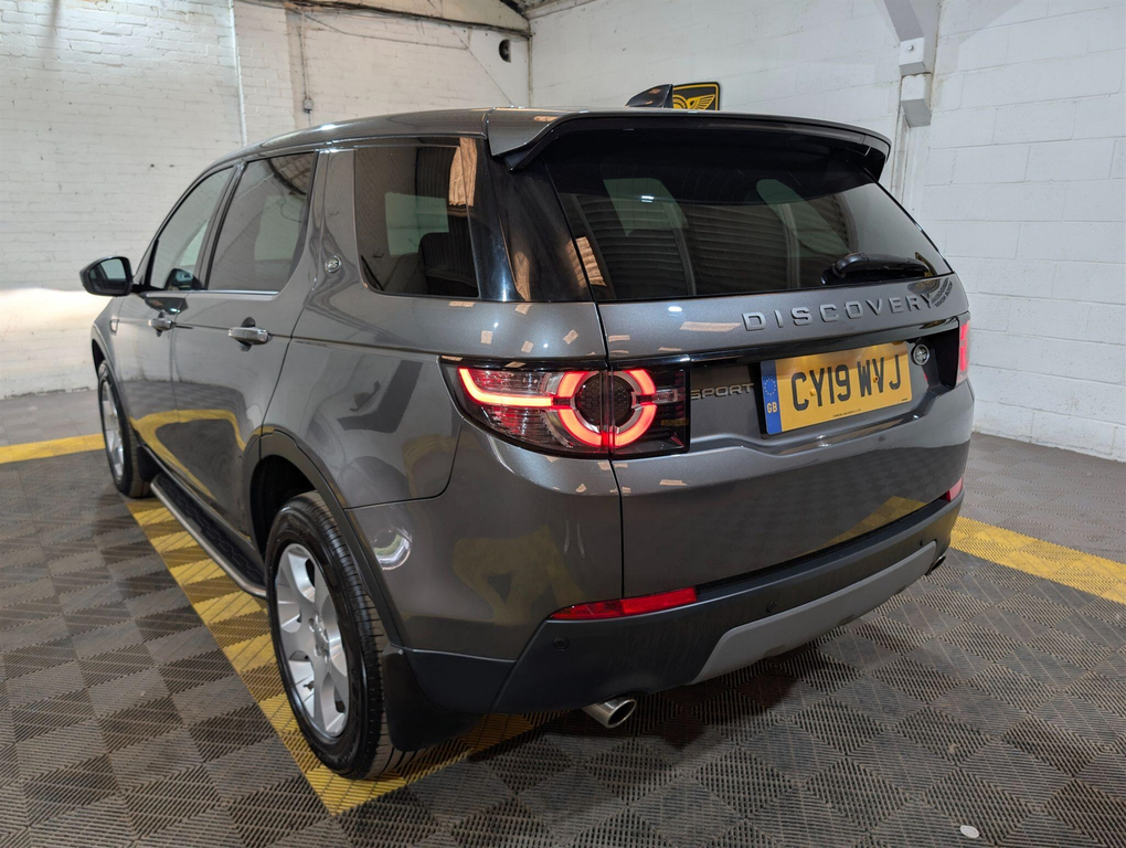 Land Rover Discovery Sport 2.0 Ed4 Se Tech Euro 6 Ss 5 Seat #2