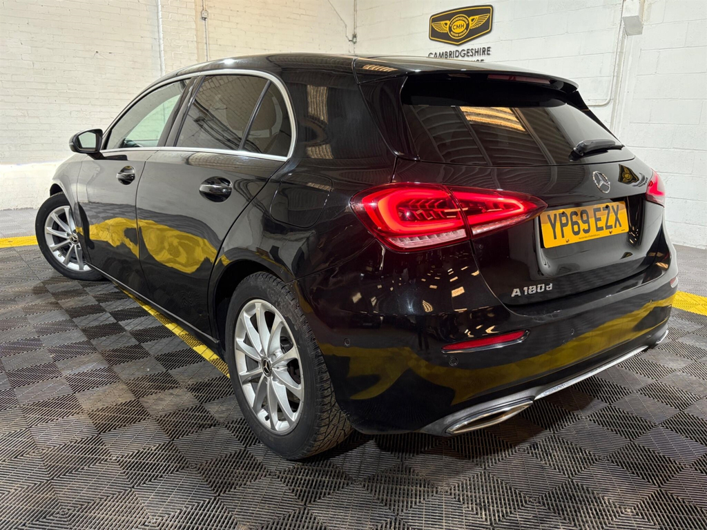 Mercedes-Benz A Class 1.5 Sport Executive 7G-dct Euro 6 Ss  #2