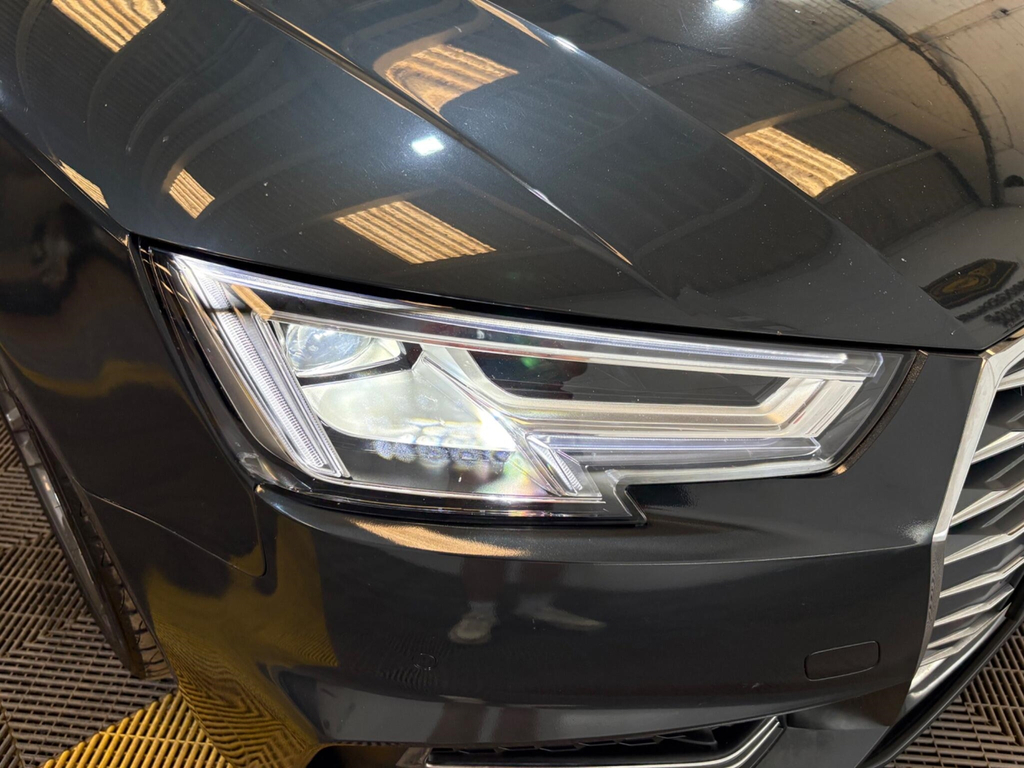 Audi A4 Avant S Line White #73