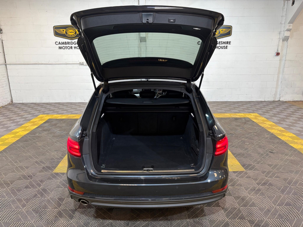 Audi A4 Avant S Line White #52