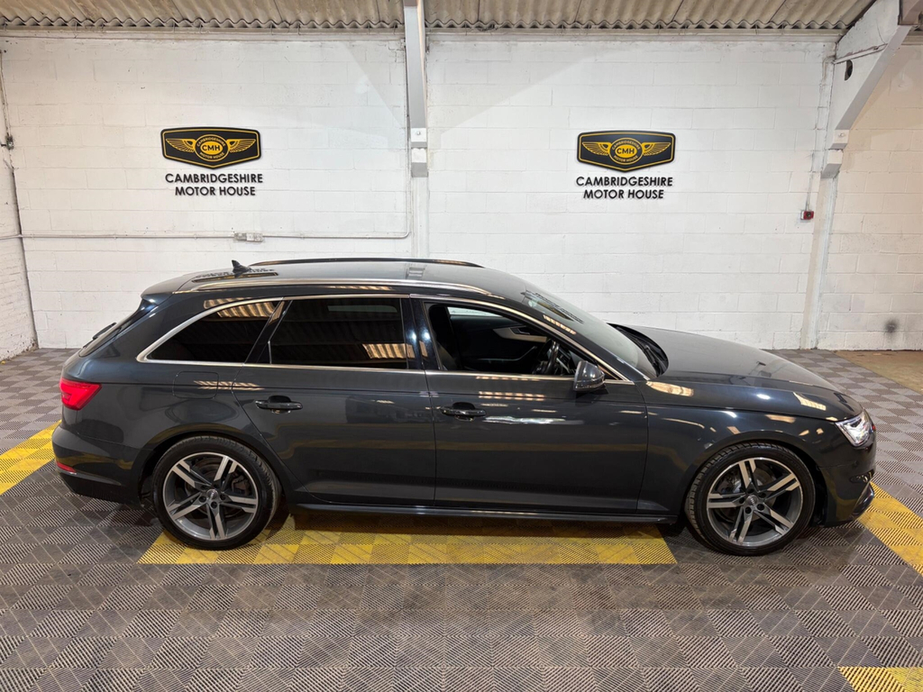 Audi A4 Avant S Line White #24