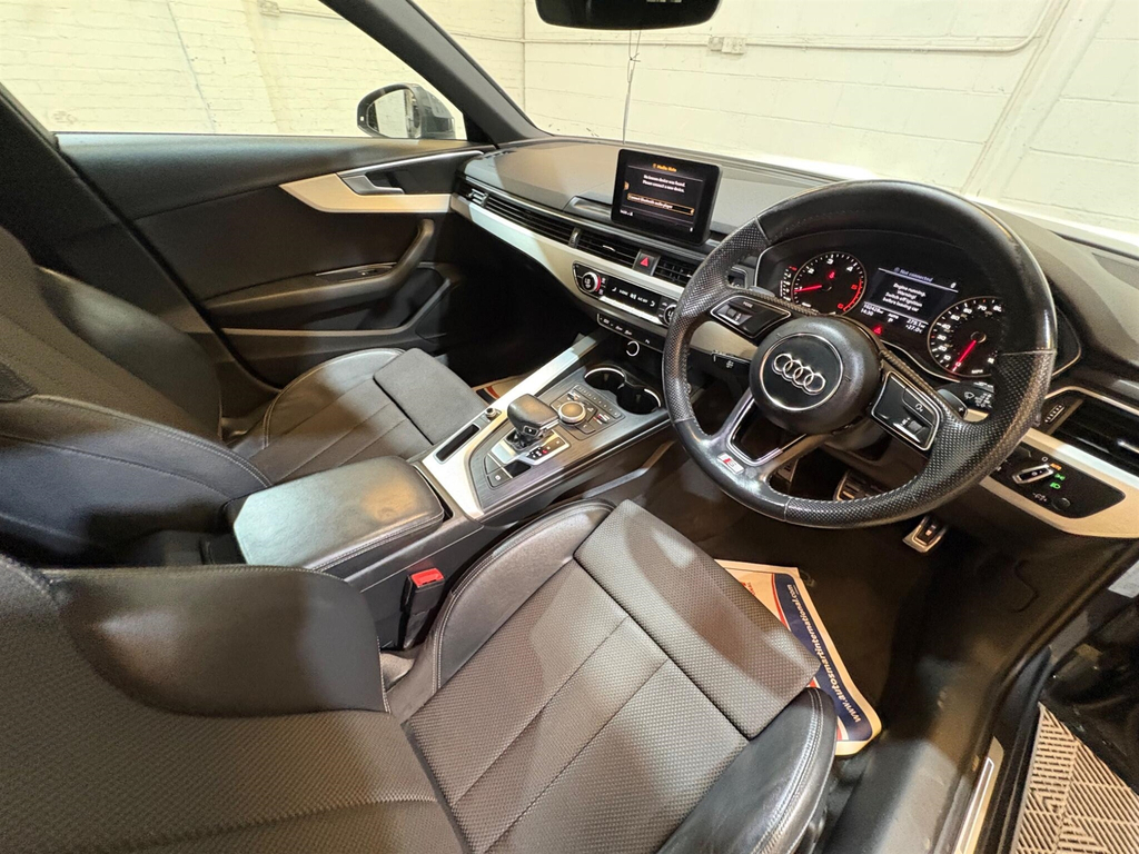 Audi A4 Avant S Line White #37