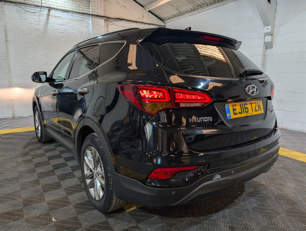 Hyundai Santa Fe 2.2 Crdi Blue Drive Premium 4Wd Euro 6 Ss EJ16TZN #2