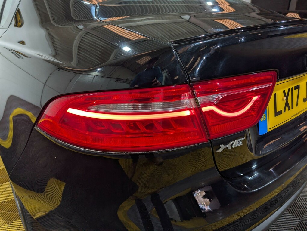 Jaguar XE 2017 2.0 R-sport 178 Bhp Blue #42