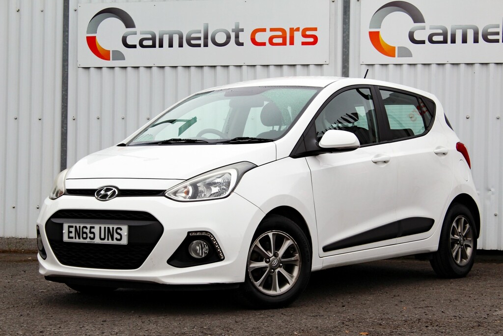 Hyundai I10 Hatchback 1.2 Premium 2015 EN65UNS White #2