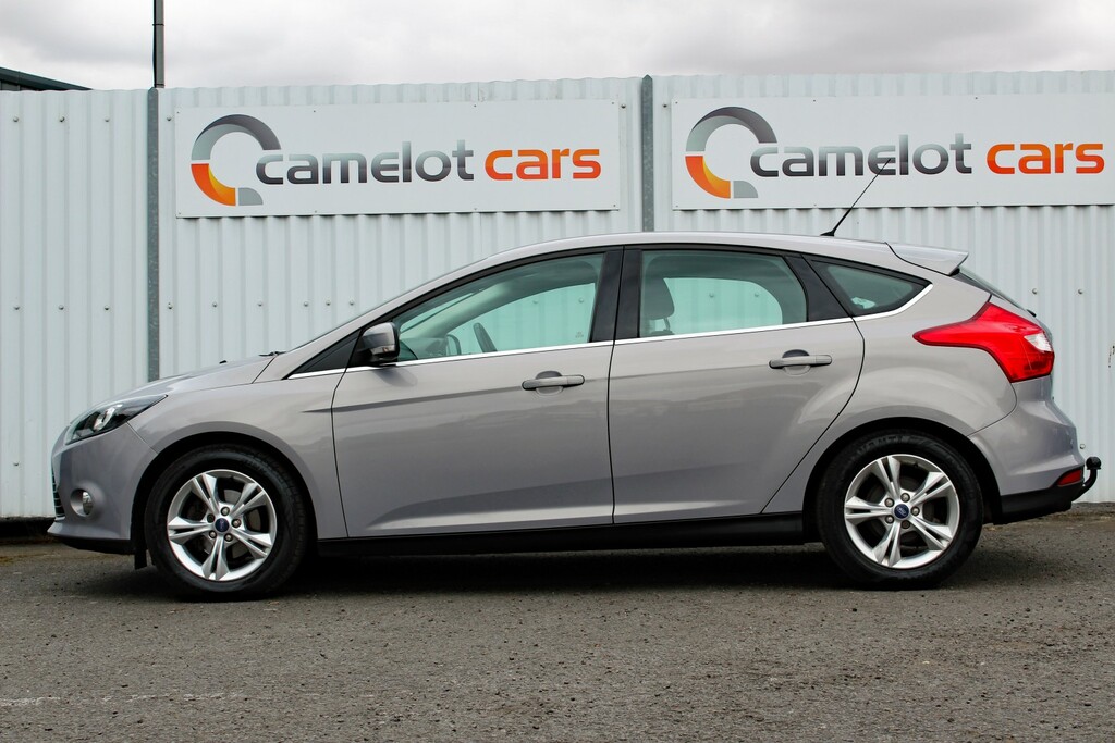 Ford Focus Hatchback 1.6 Zetec 2011 Silver #4