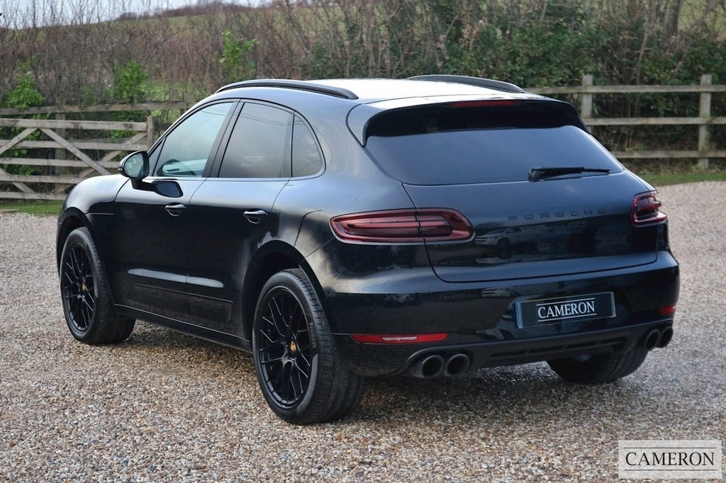 Porsche Macan 3.0T V6 Gts Pdk Black #3