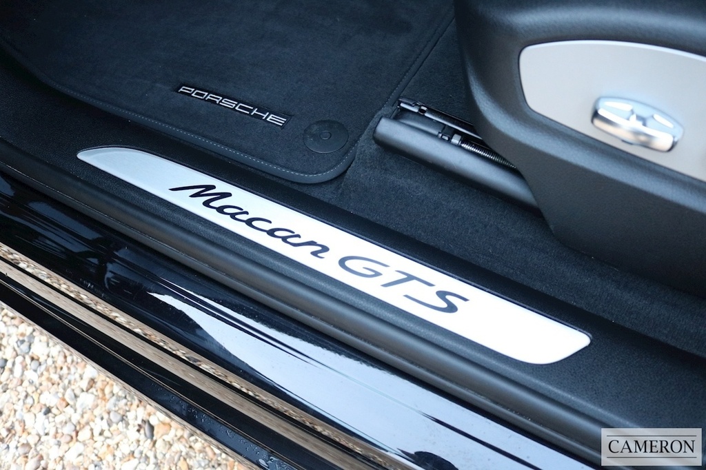 Porsche Macan 3.0 Td V6 S Suv Pdk 4Wd Euro 6 Ss 2 White #7