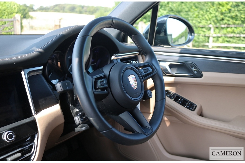 Porsche Macan 2.9T V6 Gts Pdk FP24LSF Black #6
