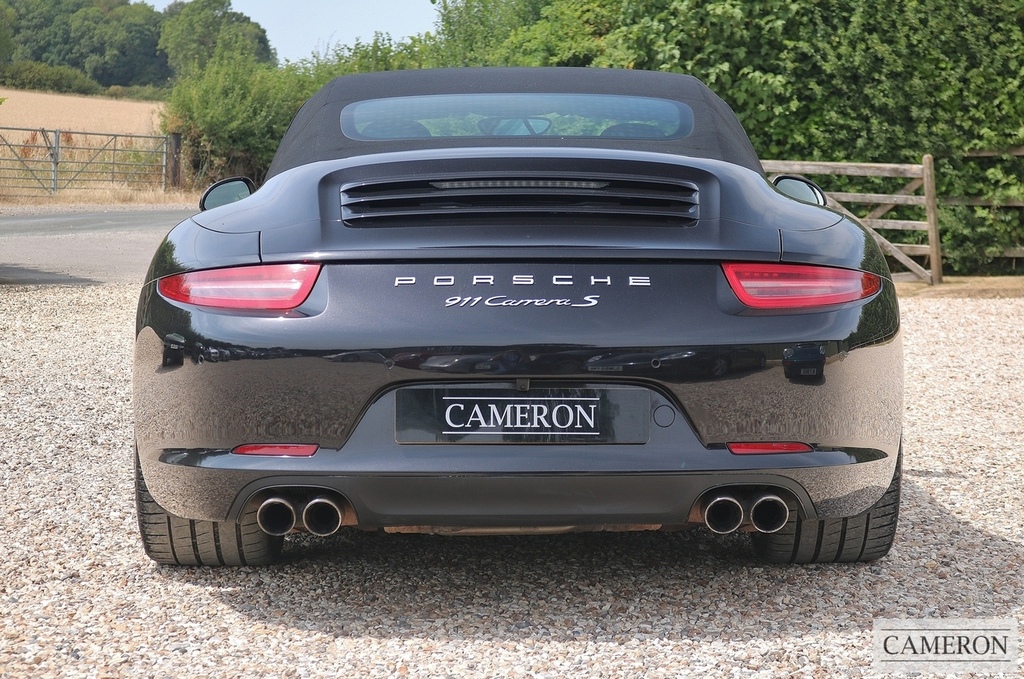 Porsche 911 911 Carrera 4 S-a Black #33
