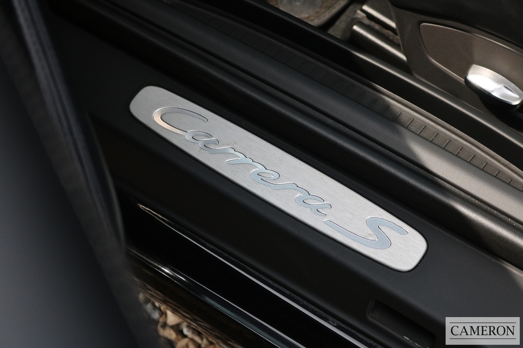 Porsche 911 911 Carrera 4 S-a Black #13