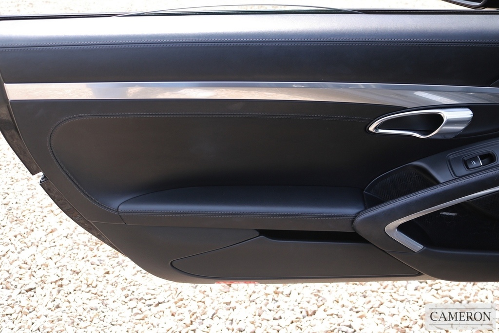 Porsche 911 911 Carrera 4 S-a Black #25