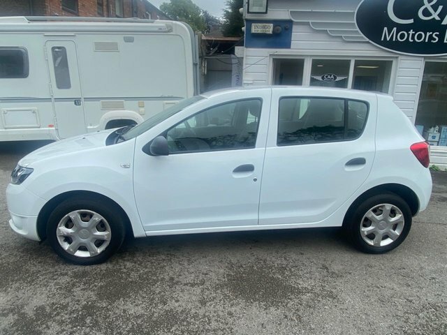 Dacia Sandero 1.2 Ambiance Hatchback Euro 5 7 White #4