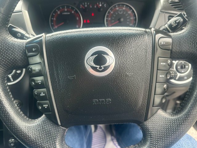 SsangYong Korando Sports 2L Ex Grey #19