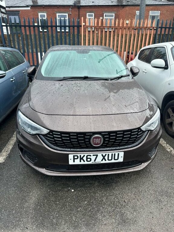 Fiat Tipo 1.4 Mpi Easy Hatchback Euro 6 9 Brown