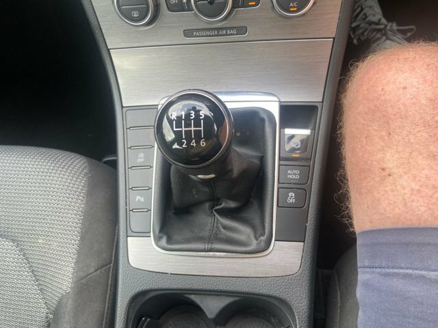 Volkswagen Passat 2.0 Highline Tdi Bluemotion Technology Dsg 139 Grey #26