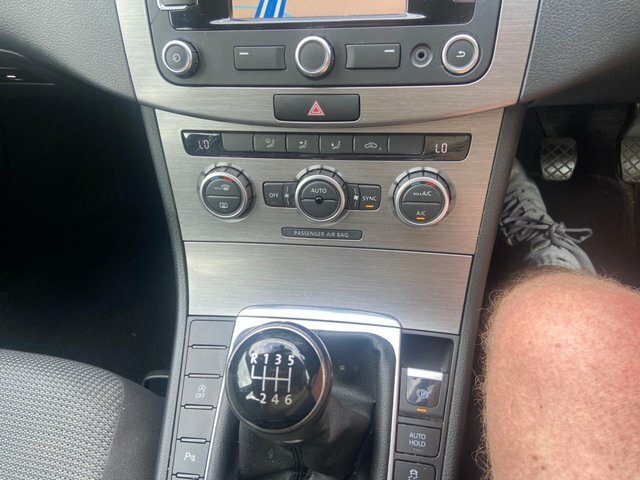 Volkswagen Passat 2.0 Highline Tdi Bluemotion Technology Dsg 139 Grey #25
