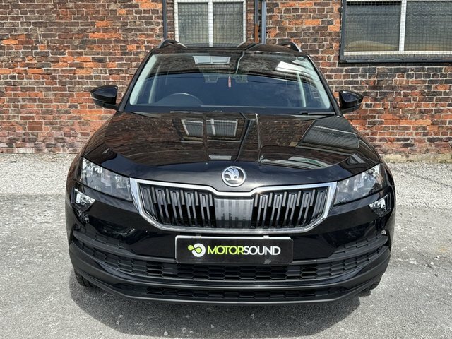 Skoda Karoq 2021 1.0 Tsi Se Suv WU21VNA Black #2