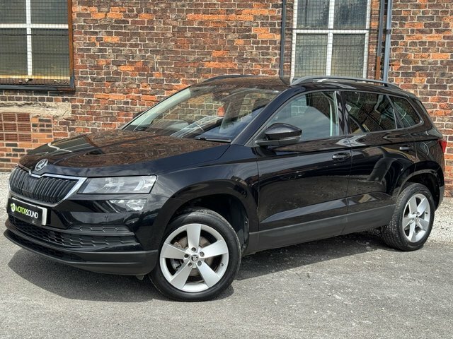 Skoda Karoq 2021 1.0 Tsi Se Suv WU21VNA Black #3