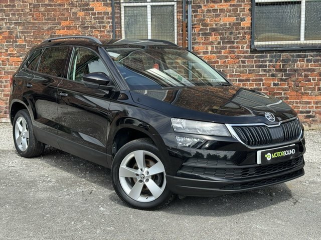 Skoda Karoq 2021 1.0 Tsi Se Suv Black