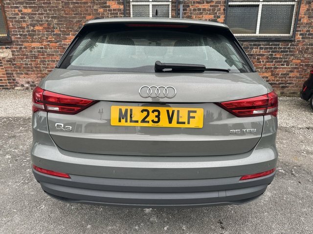 Audi Q3 2023 1.5 Tfsi Cod 35 Technik Suv Grey #4