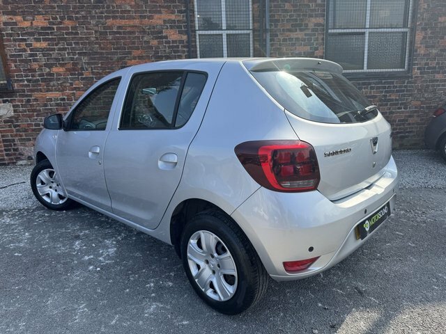 Dacia Sandero 2018 0.9 Tce Laureate Hatchback Silver #5