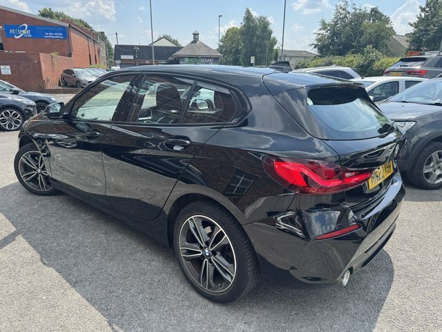 BMW 1 Series 2022 1.5 118I Sport Lcp Hatchback Dct Black #3