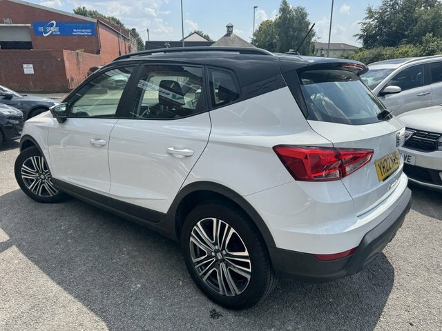 Seat Arona 2022 1.0 Tsi Evo Se Suv White #3