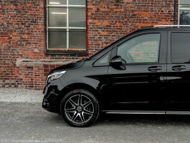 Mercedes-Benz V Class Mpv Black #29