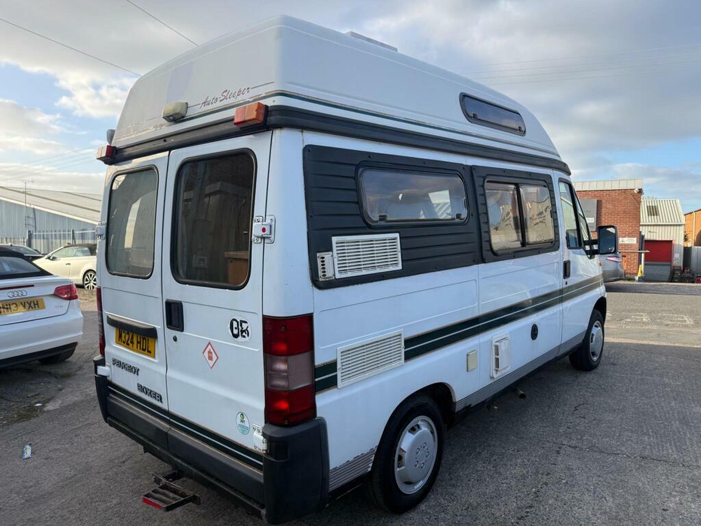 Peugeot Boxer Petrol White #2