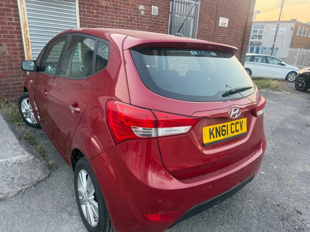 Hyundai Ix20 1.6 Active Euro 5 Red