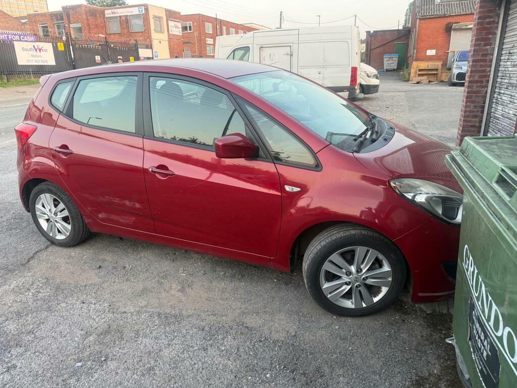 Hyundai Ix20 1.6 Active Euro 5 Red #2