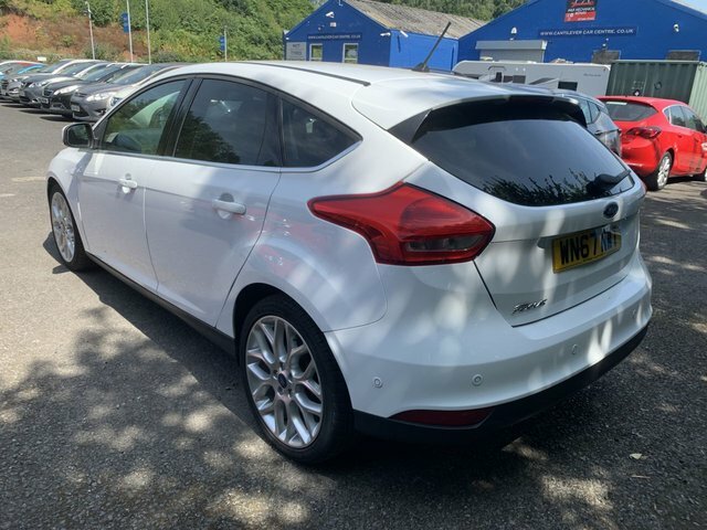 Ford Focus 1.5 Tdci Titanium X Hatchback Eu WN67NWT White #4