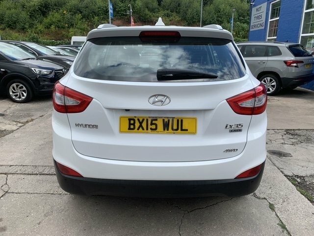 Hyundai Ix35 2.0 Crdi Se Suv 4Wd Euro 5 Nav White #5