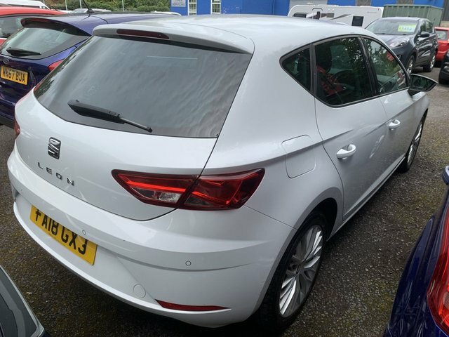 Seat Leon 1.2 Tsi Se Dynamic Technology Hatchback White #5
