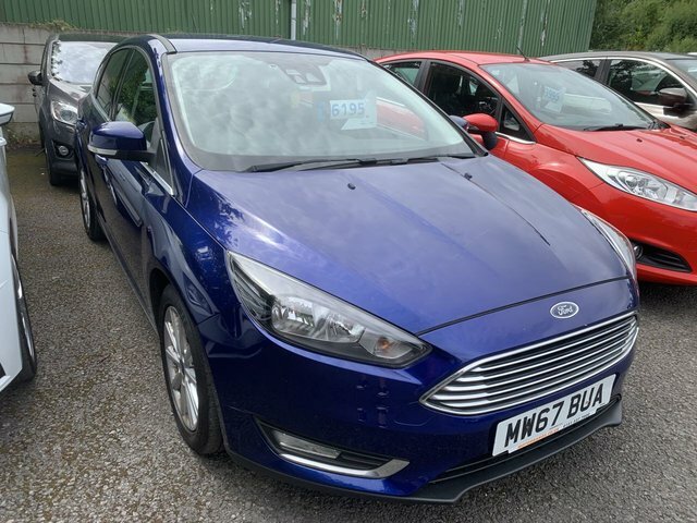 Ford Focus 1.0T Ecoboost Titanium Hatchback Blue