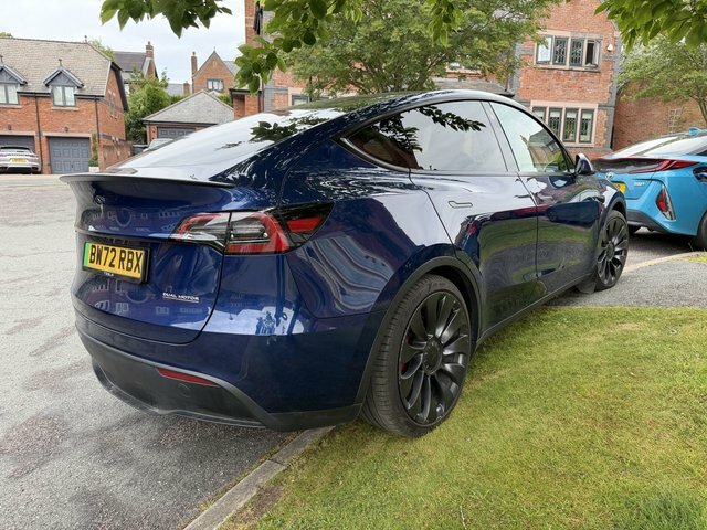 Tesla Model Y Dual Motor Performance Suv 4Wd BW72RBX Blue #5